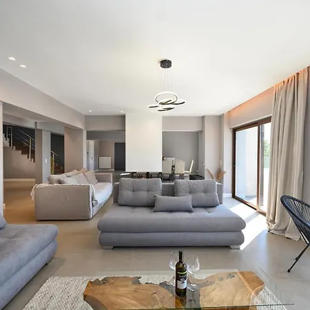 Scorpios Villa *